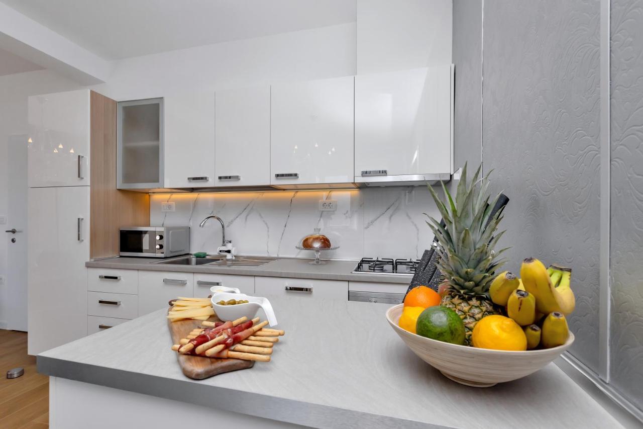 Apartman Koky Makarska Exteriör bild