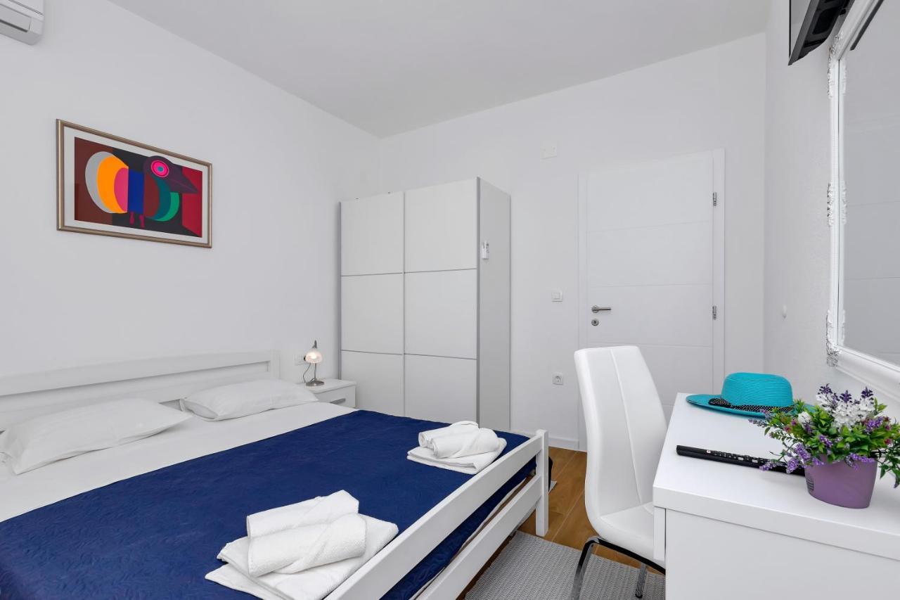 Apartman Koky Makarska Exteriör bild